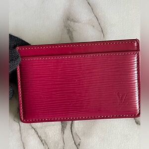 Louis Vuitton epi cardcase holder